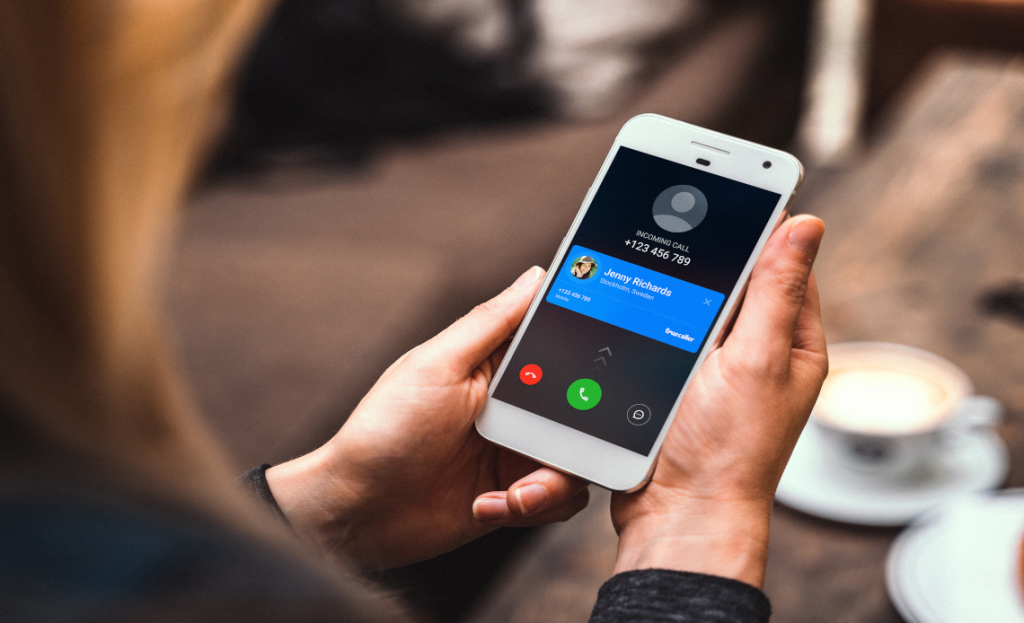 TrueCaller app on the phone